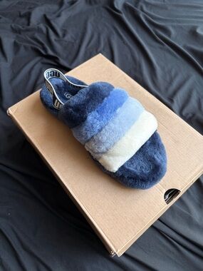 UGG Fluff Yeah Slide in Blue